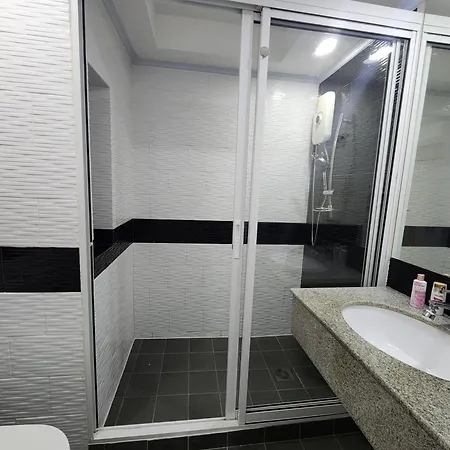 Garden Tropical Siam Apartment Pattaya Room photo